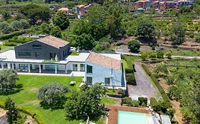 Villa Persea